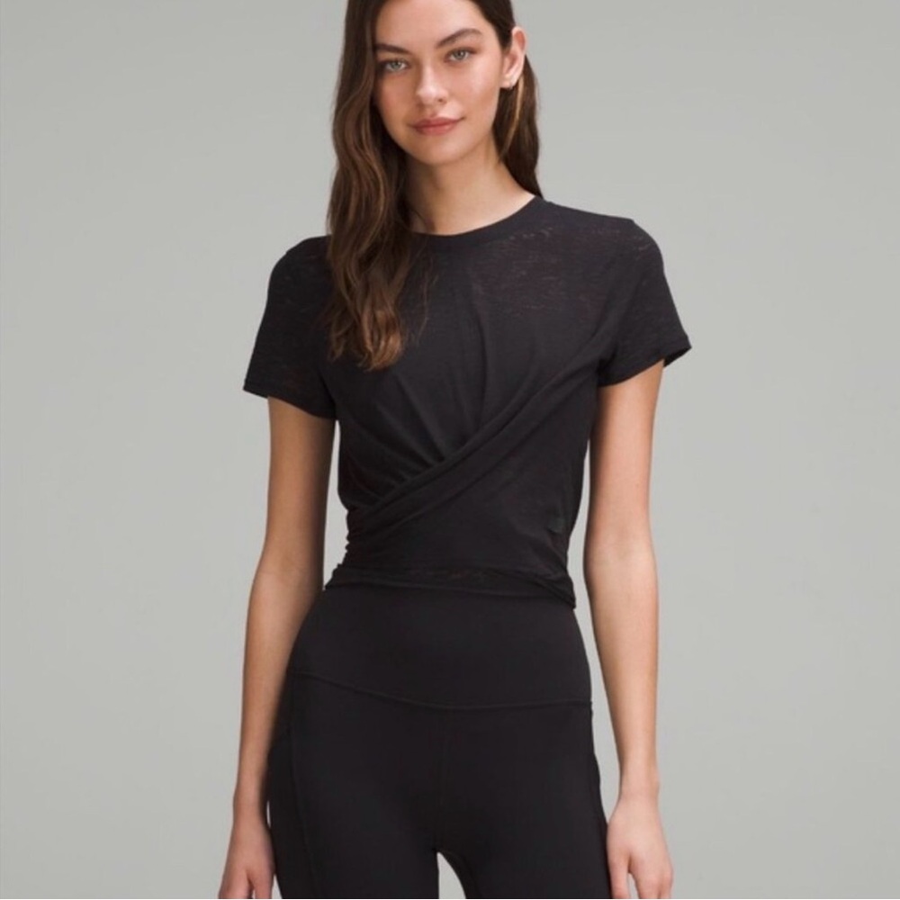 NWOT Lululemon Tie-Waist Breathable Short Sleeve Tee, Size 4, Black